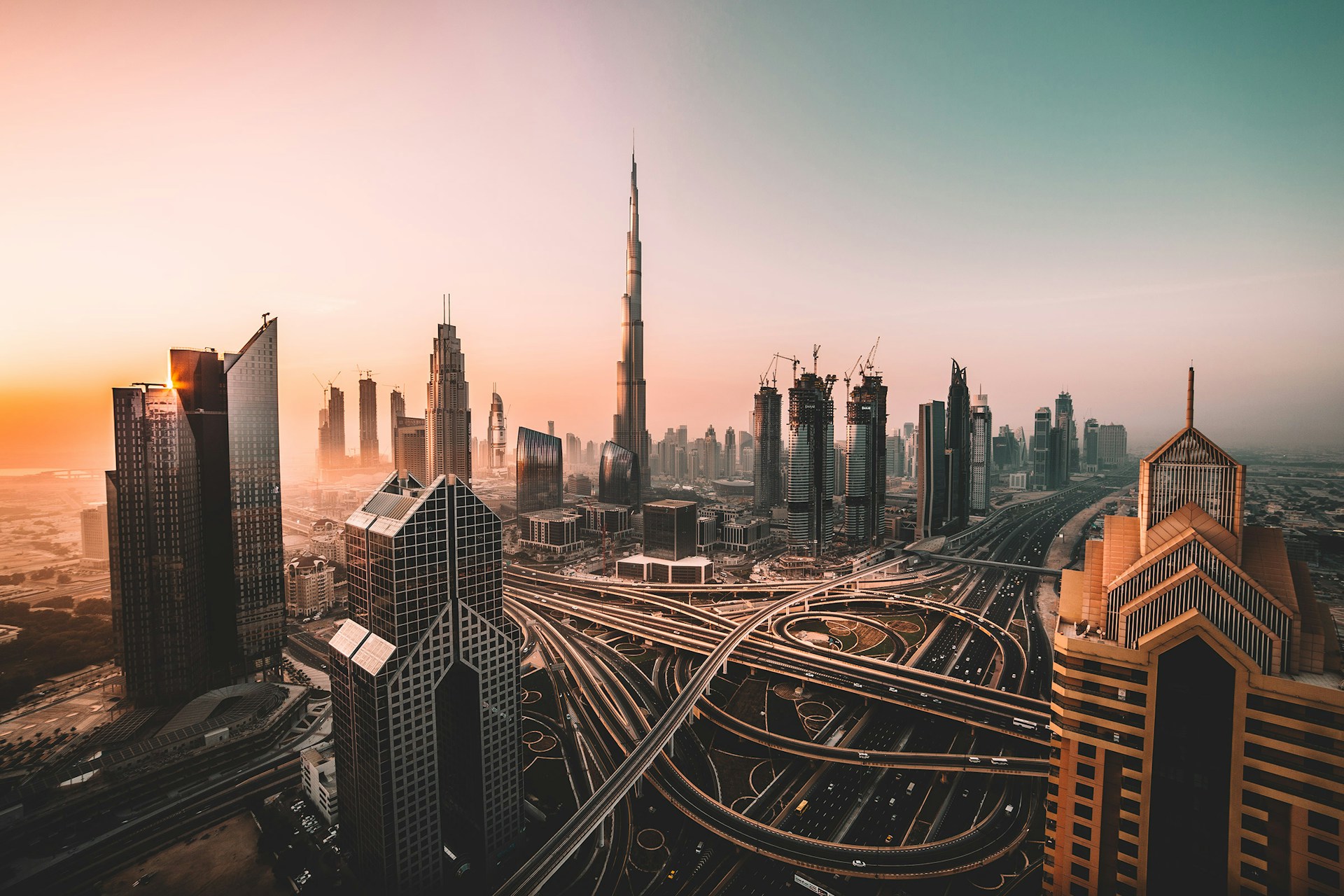 Payroll and Taxes Requirements for Hiring in Dubai
