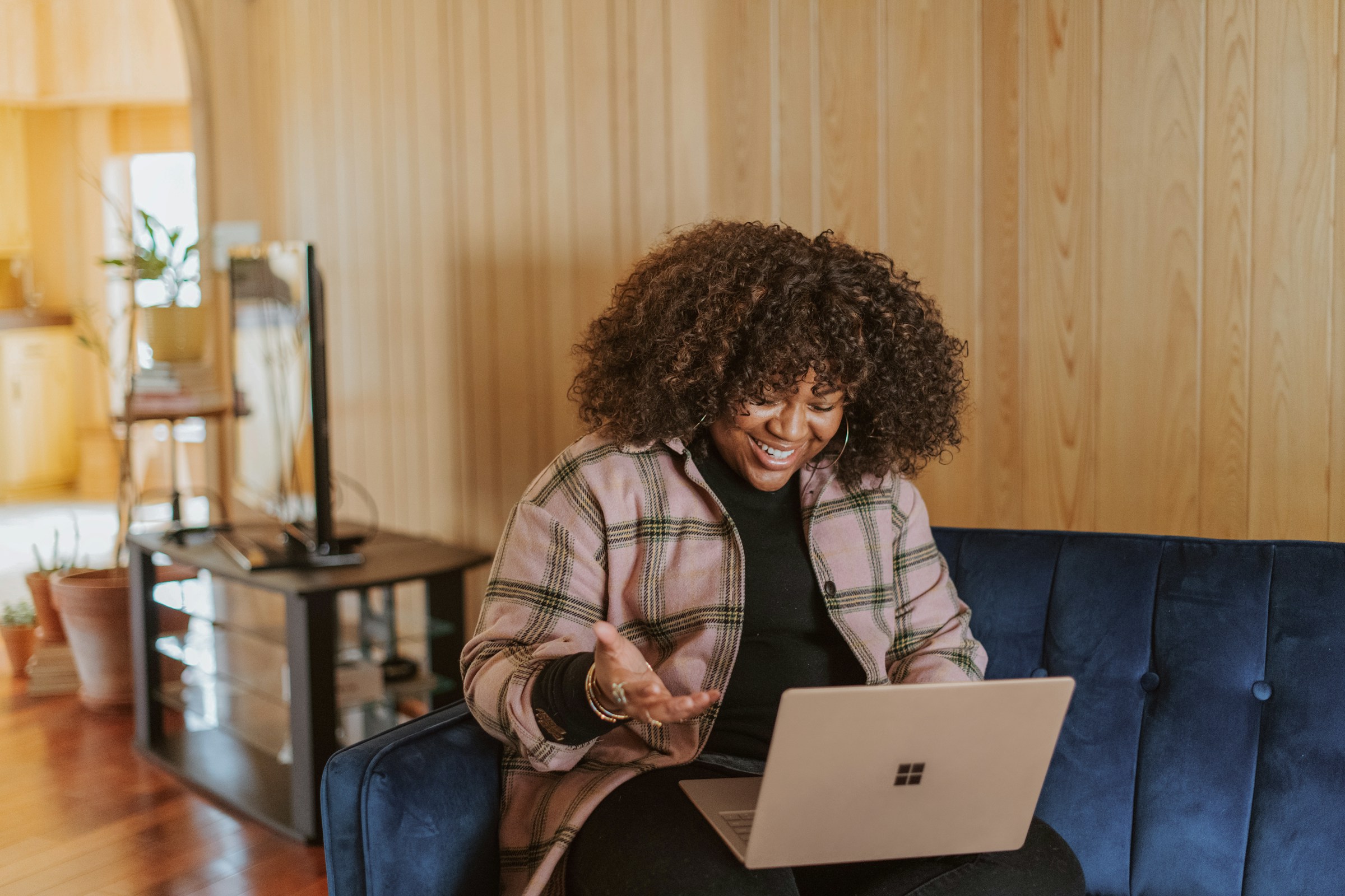Benefits of Hiring a Remote EOR