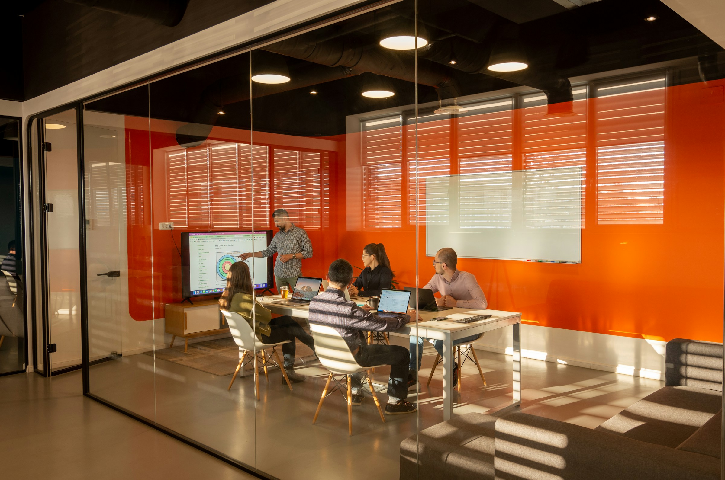 People Working - Candidate Pipeline Management