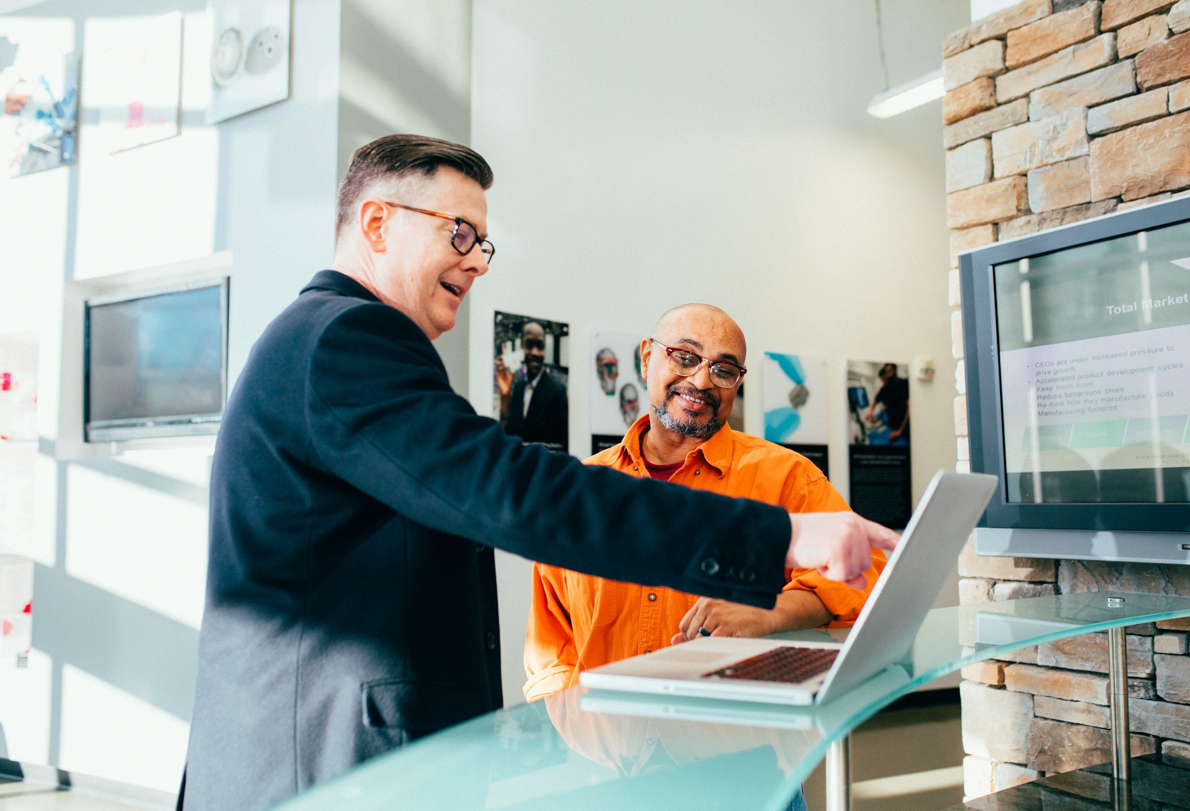 People Working - BambooHR vs Rippling
